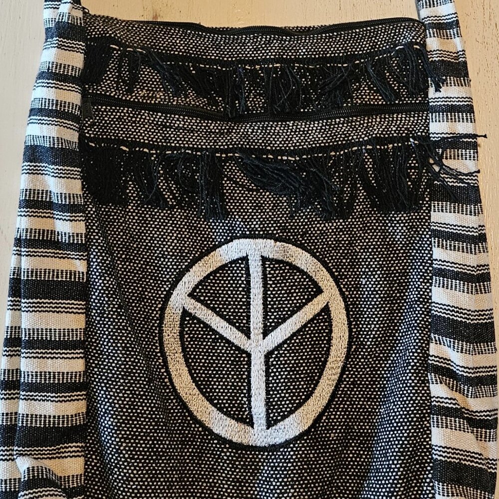 Crossbody Tote Bag Up Peace Sign